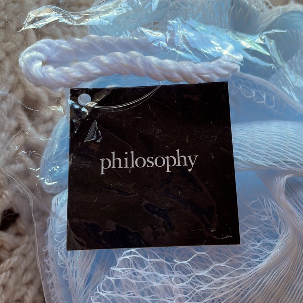 Philosophy Mesh Nylon Body Scrubby Poof.  New with tags and sealed. - Picture 2 of 3